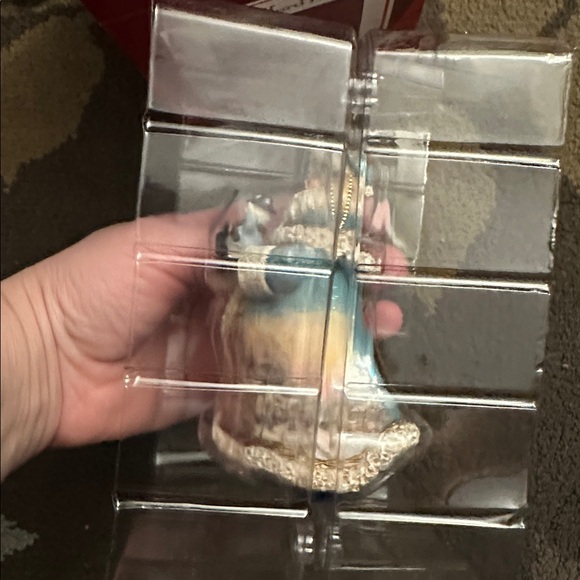 The Bradford Editions Christmas Figurine - Picture 6 of 10